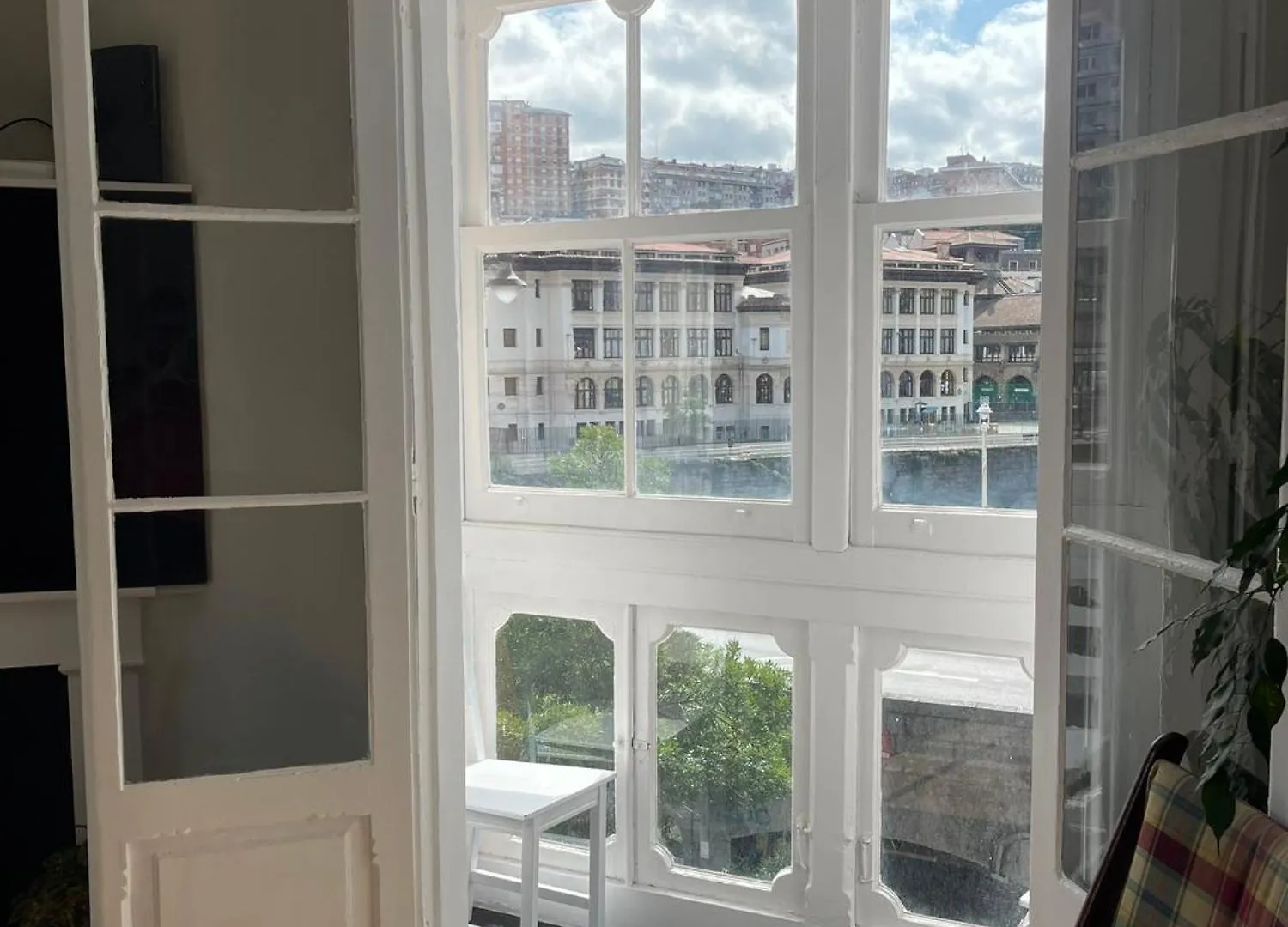 Bilbao Con Vistas A La Ria Apartment